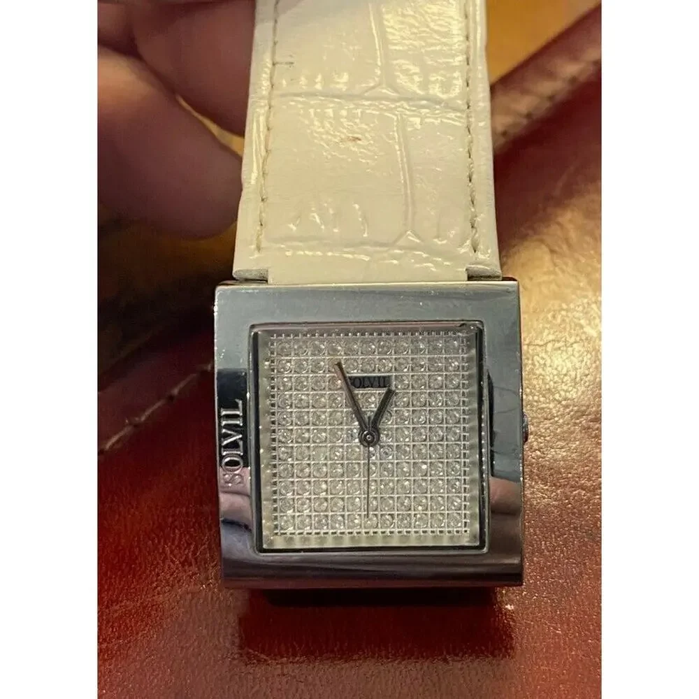 Women's 27mm Silver Tone Solvil Watch, 48-0060-005